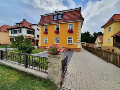 Ferienwohnung für 5 Personen (100 m²) in Nordhausen 1/10