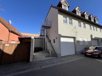 Treppe zur Ferienwohnung 1. OG & 2. OG Nord
