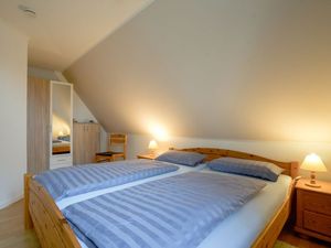 23918304-Ferienwohnung-4-Nordstrand-300x225-3