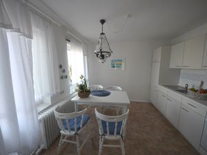 8497909-Ferienwohnung-4-Nordstrand-300x225-2