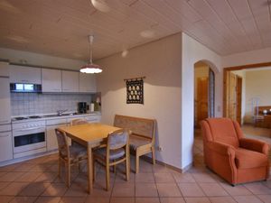 1342041-Ferienwohnung-4-Nordstrand-300x225-5