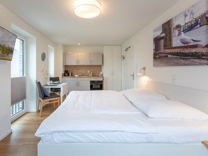 23967084-Ferienwohnung-2-Nordstrand-300x225-0