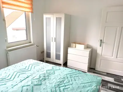 FeWo 1 Schlafzimmer Schrank