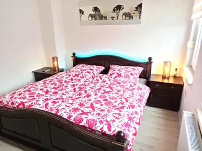 FeWo 2 Schlafzimmer Doppelbett 1,80 x 2,00 m