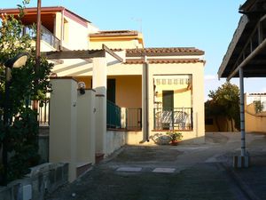 23033011-Ferienwohnung-6-Noto-300x225-0