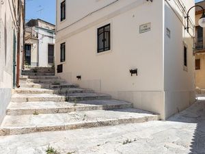 22671875-Ferienwohnung-4-Noto-300x225-5