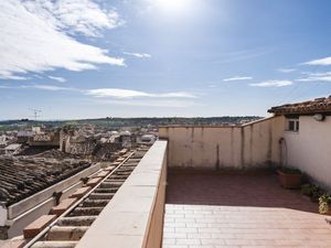 23543499-Ferienwohnung-6-Noto-300x225-1