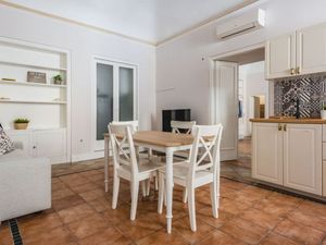 24010021-Ferienwohnung-4-Noto-300x225-2