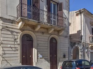 24025047-Ferienwohnung-4-Noto-300x225-0