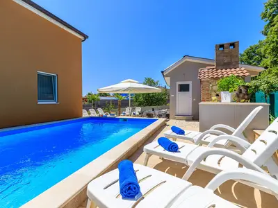Ferienwohnung für 5 Personen (75 m²) in Nova Vas 1/10