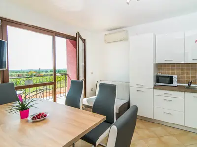 Ferienwohnung für 5 Personen (55 m²) in Nova Vas 6/10