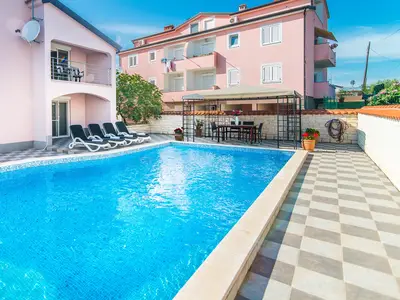 Ferienwohnung für 8 Personen (140 m²) in Nova Vas 5/10