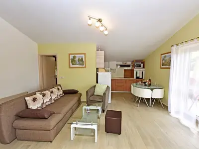 Ferienwohnung für 3 Personen (68 m²) in Nova Vas 5/10