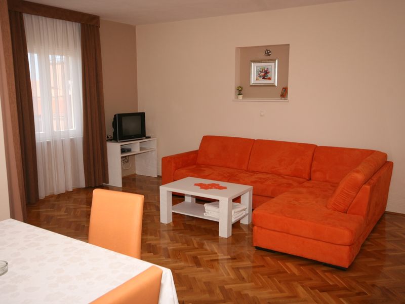 23927354-Ferienwohnung-4-Novalja-800x600-1