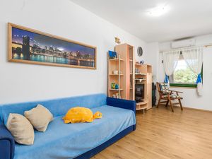 23725207-Ferienwohnung-5-Novalja-300x225-1