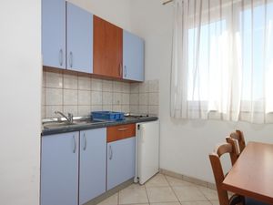 23929170-Ferienwohnung-3-Novalja-300x225-2