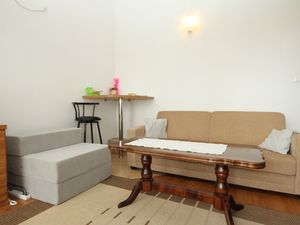 23930749-Ferienwohnung-4-Novalja-300x225-2