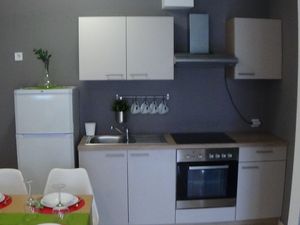 23932952-Ferienwohnung-8-Novalja-300x225-3