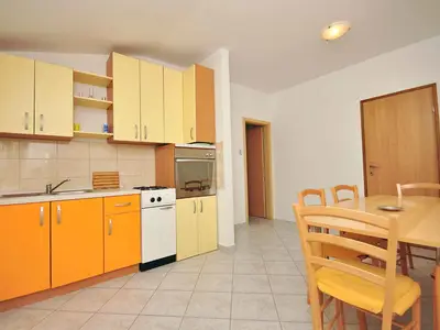 Ferienwohnung für 8 Personen (90 m²) in Novalja 8/10
