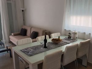 23464358-Ferienwohnung-4-Novalja-300x225-3