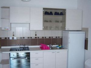 23933855-Ferienwohnung-5-Novalja-300x225-2