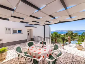 Ferienwohnung für 8 Personen (90 m²) in Novi Vinodolski