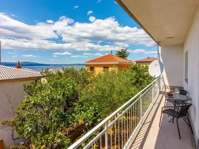 Ferienwohnung für 6 Personen (85 m²) in Novi Vinodolski 1/10