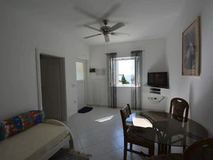 23699786-Ferienwohnung-3-Novi Vinodolski-300x225-2