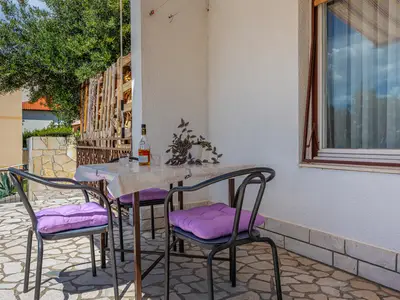 Ferienwohnung für 3 Personen (45 m²) in Novi Vinodolski 8/10