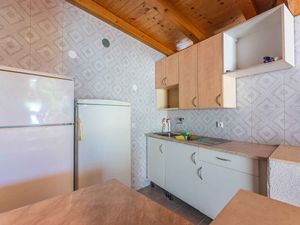 23917472-Ferienwohnung-2-Novi Vinodolski-300x225-0