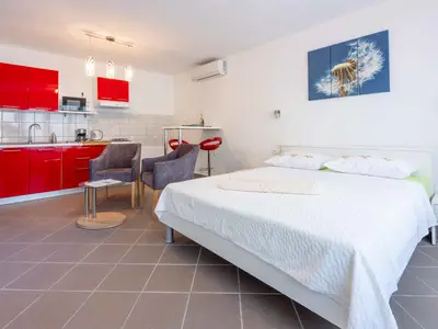 Ferienwohnung für 2 Personen (35 m²) in Novi Vinodolski 7/10