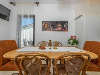Ferienwohnung für 6 Personen (140 m²) in Novi Vinodolski 3/10