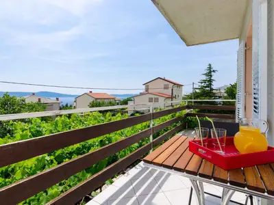 Ferienwohnung für 4 Personen (40 m²) in Novi Vinodolski 1/10