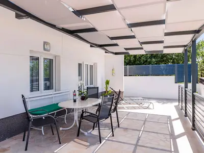 Ferienwohnung für 8 Personen (90 m²) in Novi Vinodolski 5/10