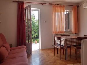 23445039-Ferienwohnung-4-Novi Vinodolski-300x225-4