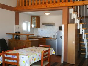 Ferienwohnung für 4 Personen (45 m²) in Novi Vinodolski