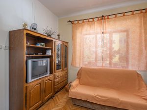 23723217-Ferienwohnung-4-Novi Vinodolski-300x225-3