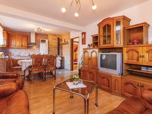 23725110-Ferienwohnung-4-Novi Vinodolski-300x225-2