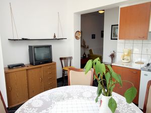 18322243-Ferienwohnung-5-Novi Vinodolski-300x225-4