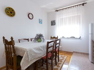 18984701-Ferienwohnung-7-Novi Vinodolski-300x225-5