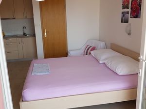 23118269-Ferienwohnung-2-Novi Vinodolski-300x225-5