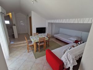 23118641-Ferienwohnung-5-Novi Vinodolski-300x225-1