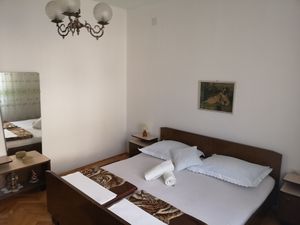 23370645-Ferienwohnung-6-Novi Vinodolski-300x225-5