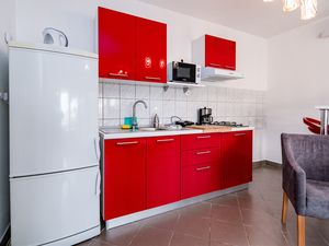 23587453-Ferienwohnung-2-Novi Vinodolski-300x225-3