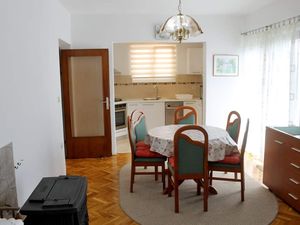 Ferienwohnung für 5 Personen (69 m²) in Novi Vinodolski