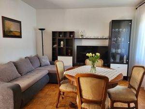 23928517-Ferienwohnung-5-Novi Vinodolski-300x225-1