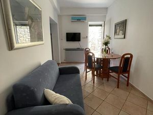 23928519-Ferienwohnung-5-Novi Vinodolski-300x225-1