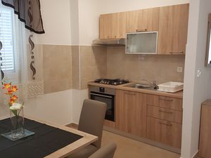 23932655-Ferienwohnung-4-Novi Vinodolski-300x225-4