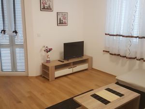 23932652-Ferienwohnung-7-Novi Vinodolski-300x225-2