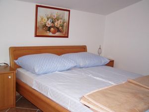 22806451-Ferienwohnung-8-Novi Vinodolski-300x225-3